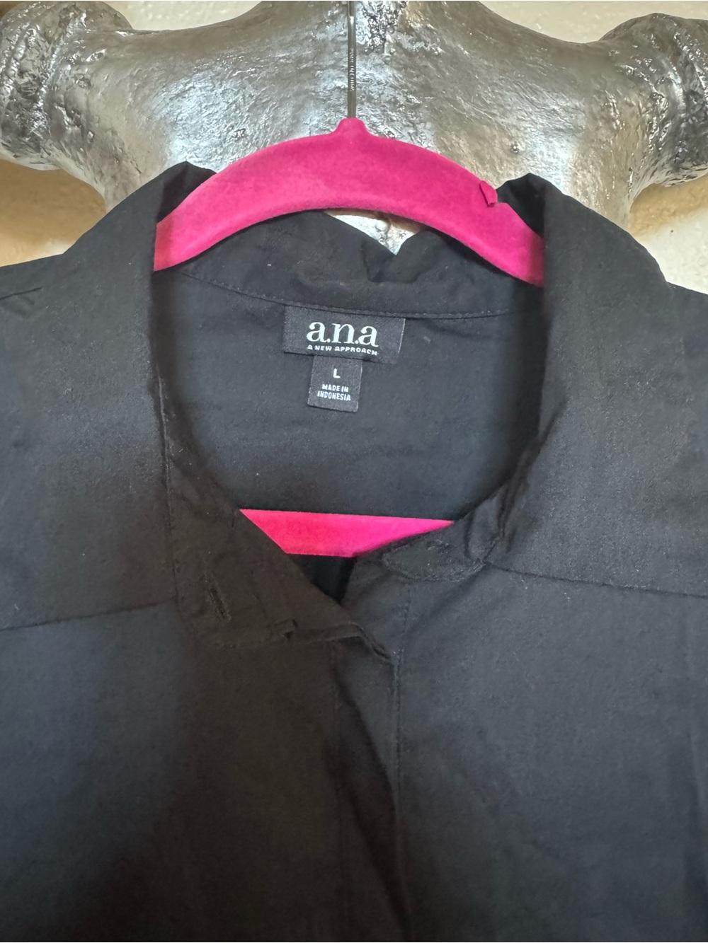 a.n.a A New Approach Black Ruffle Sleeve Blouse – Size Large - Picture 4 of 8